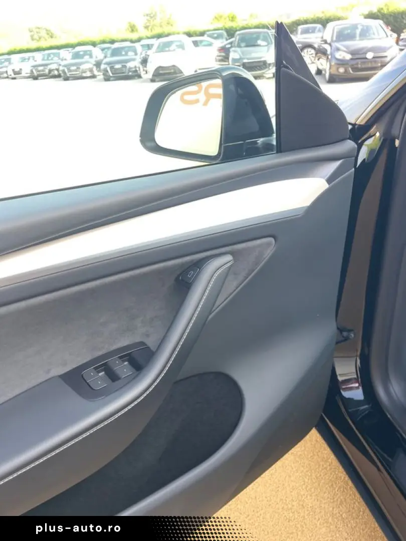 Tesla T-Model-Y
