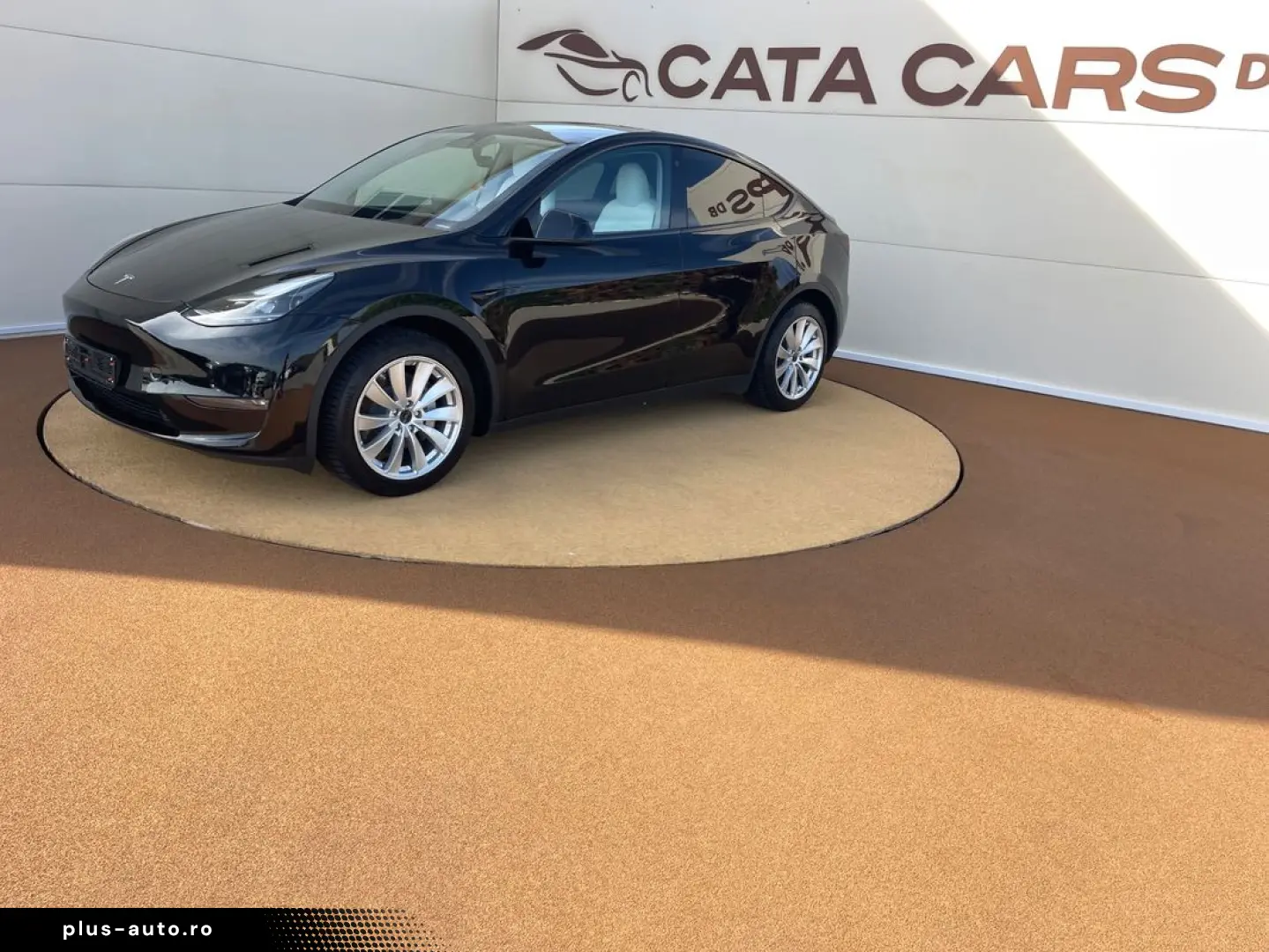 Tesla T-Model-Y