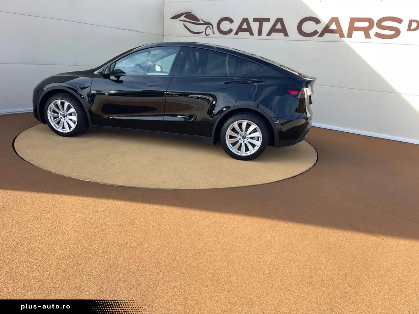Tesla T-Model-Y