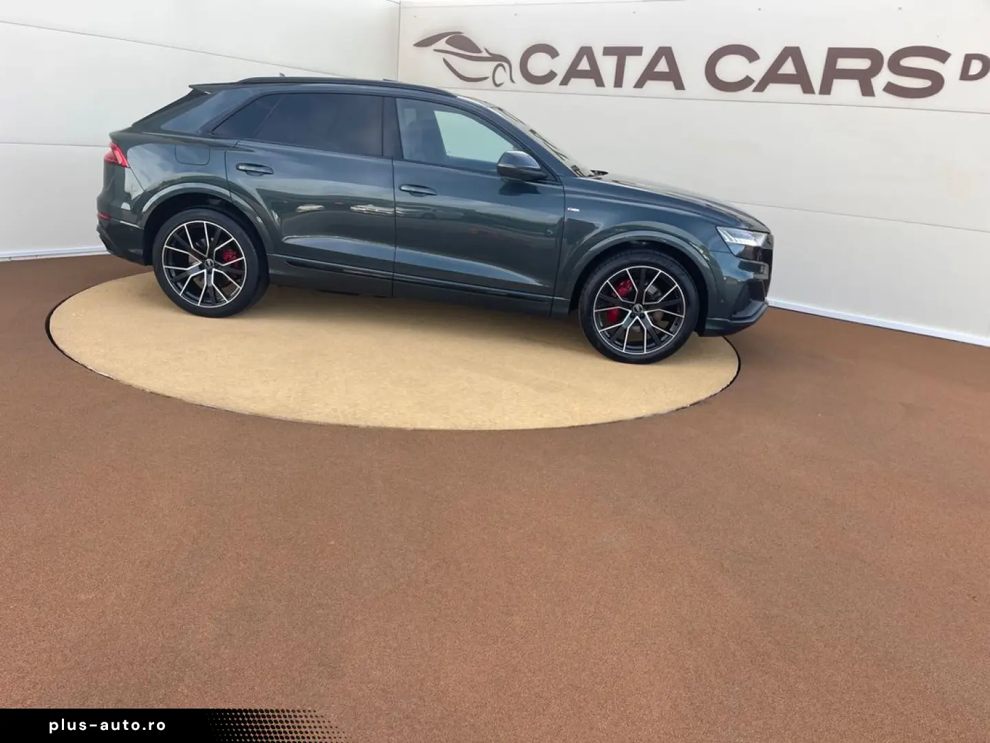 Audi Q8 50TDI  Matrix  Panoramic  Ventilație  B&O  Head UP
