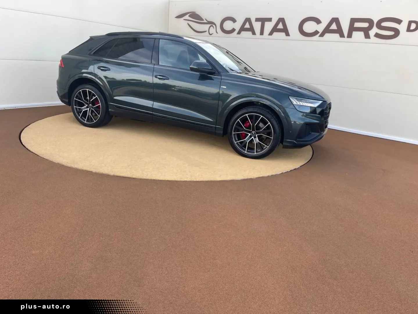 Audi Q8 50TDI  Matrix  Panoramic  Ventilație  B&O  Head UP