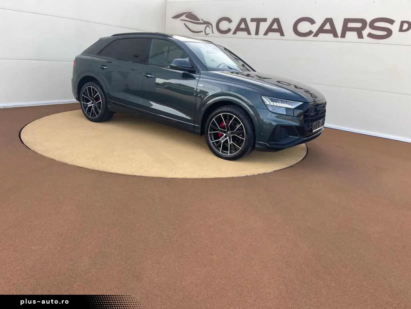 Audi Q8 50TDI  Matrix  Panoramic  Ventilație  B&O  Head UP
