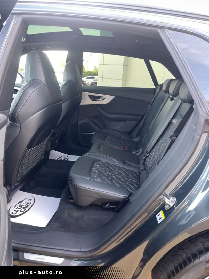 Audi Q8 50TDI  Matrix  Panoramic  Ventilație  B&O  Head UP