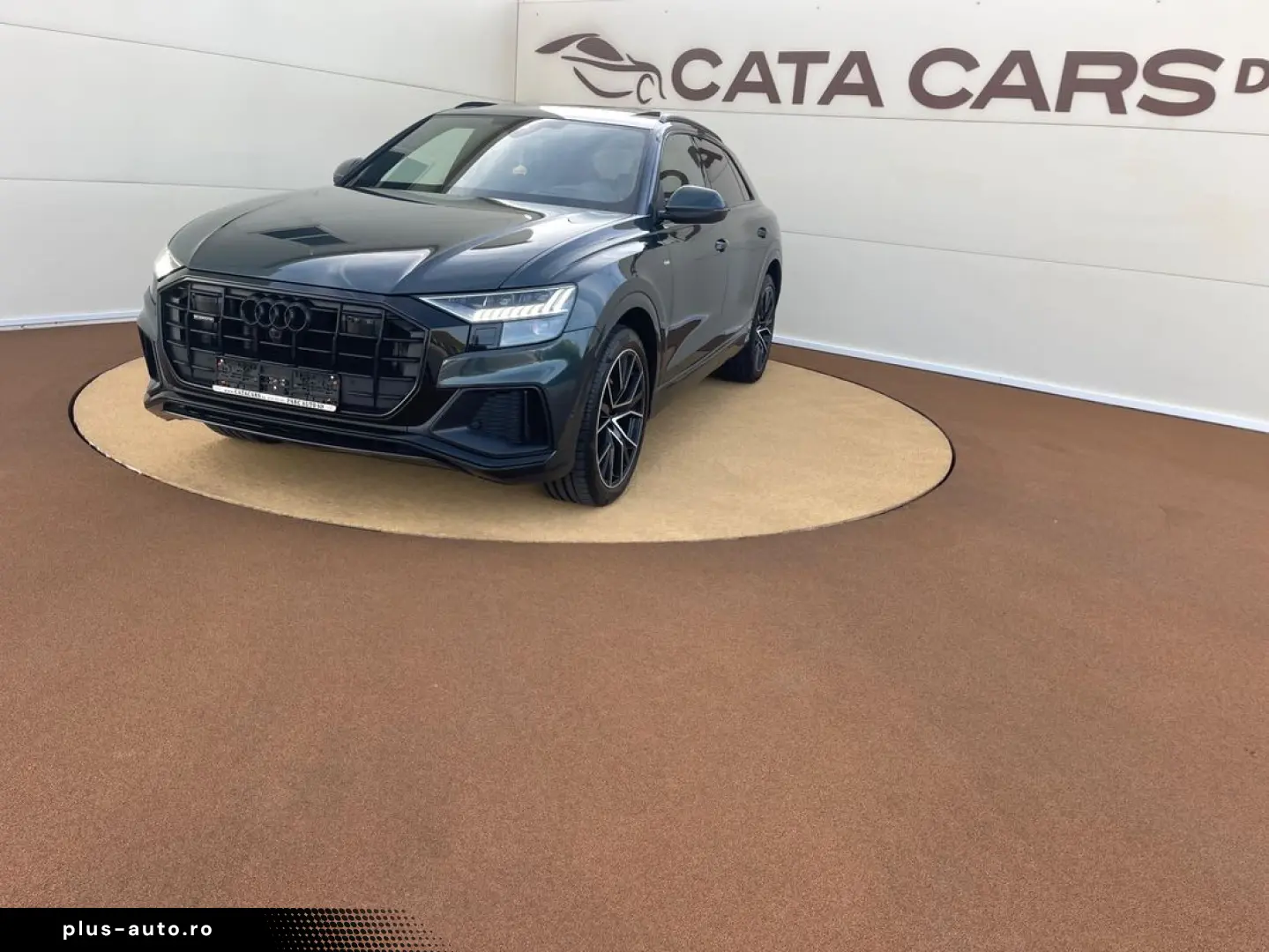 Audi Q8 50TDI  Matrix  Panoramic  Ventilație  B&O  Head UP