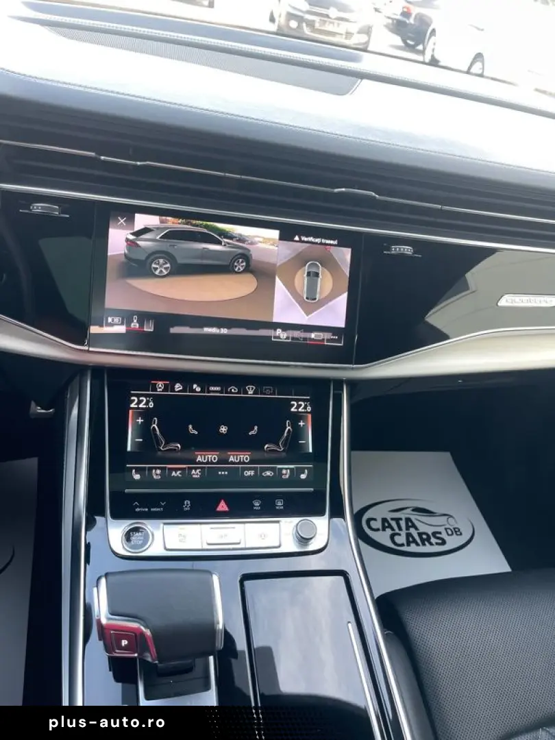 Audi Q8 50TDI  Matrix  Panoramic  Ventilație  B&O  Head UP