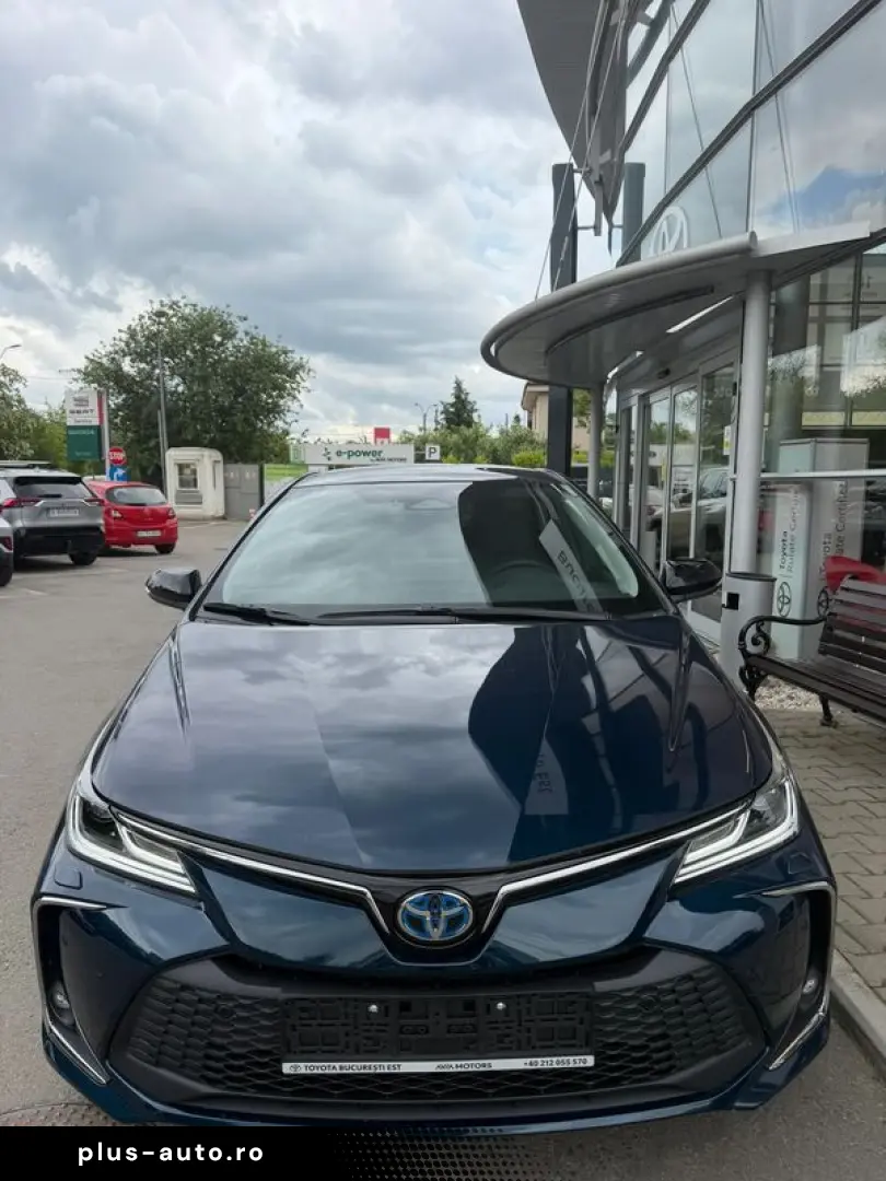 Toyota Corolla 4usi limuzina 1.8 Hybrid Dynamic HSD E-CVT