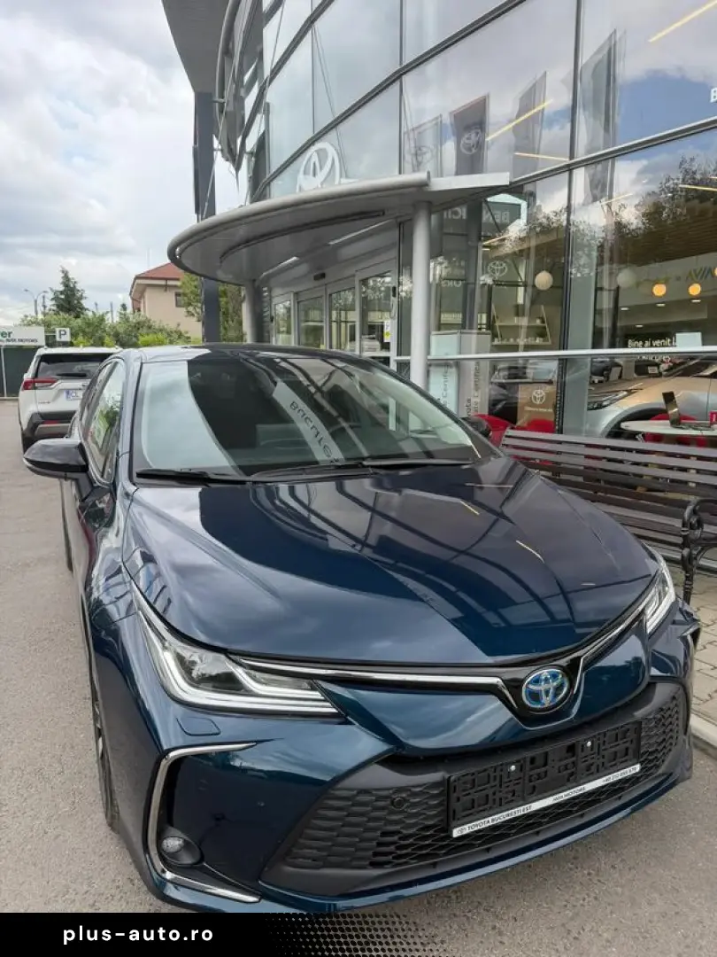 Toyota Corolla 4usi limuzina 1.8 Hybrid Dynamic HSD E-CVT