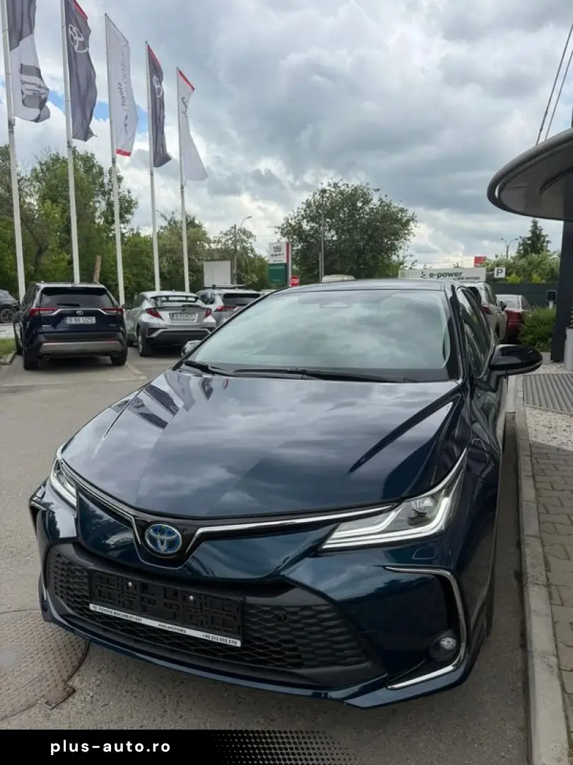 Toyota Corolla 4usi limuzina 1.8 Hybrid Dynamic HSD E-CVT