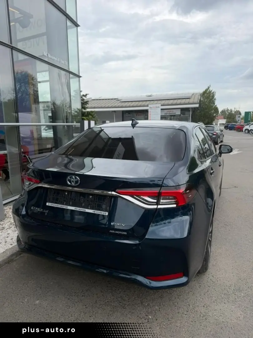 Toyota Corolla 4usi limuzina 1.8 Hybrid Dynamic HSD E-CVT