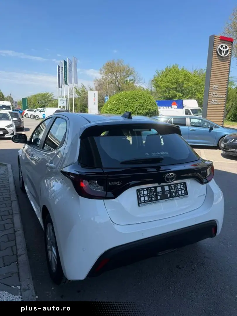 Toyota Yaris 1.5 HEV 116 HP Active MY26