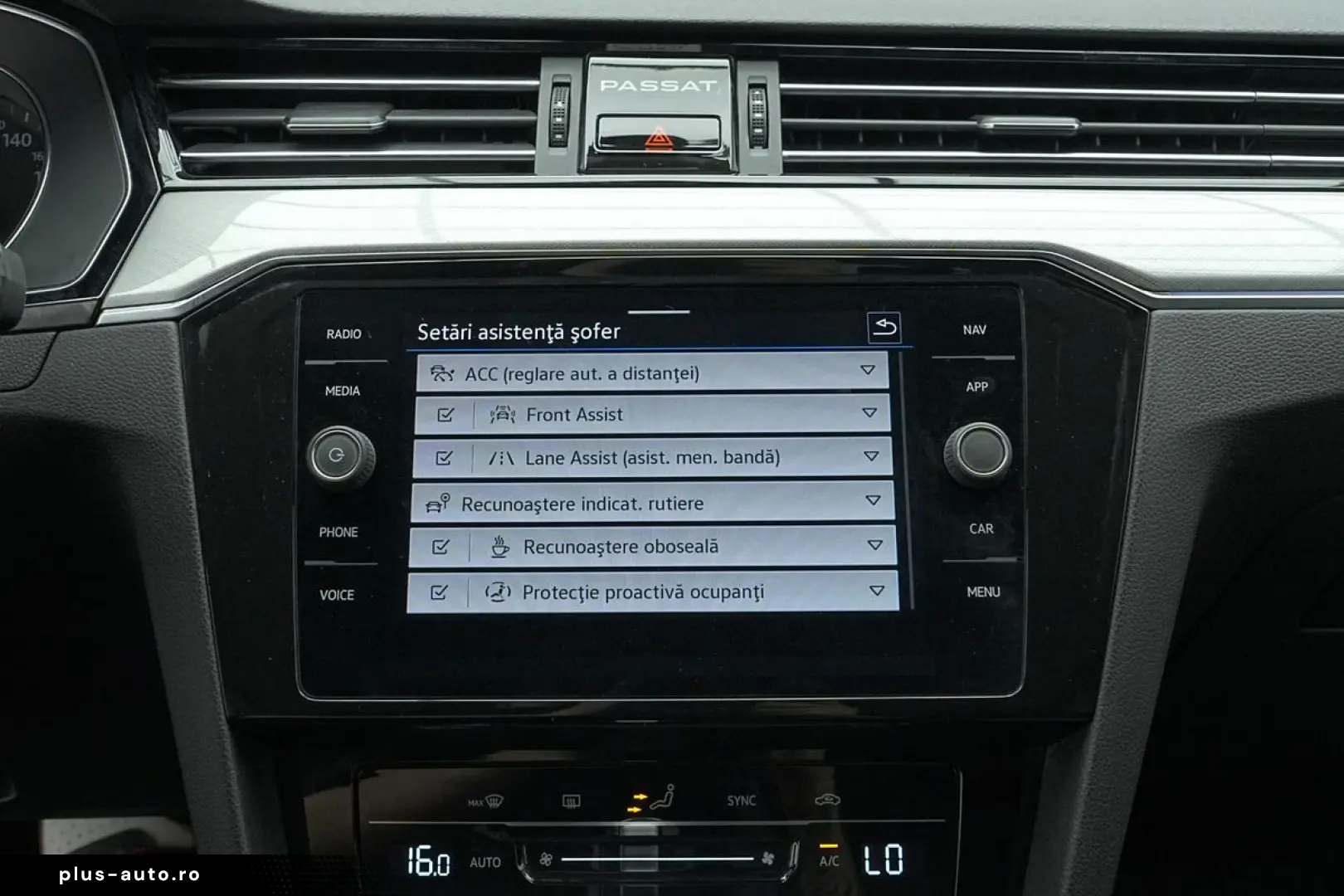 VOLKSWAGEN Passat 2022 — imagine 14