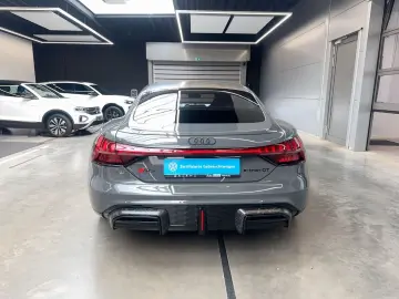 AUDI RS e-tron GT performance Keramik Carbon RS-Desig