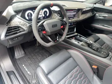AUDI RS e-tron GT performance Keramik Carbon RS-Desig
