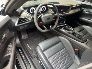 AUDI RS e-tron GT performance Keramik Carbon RS-Desig