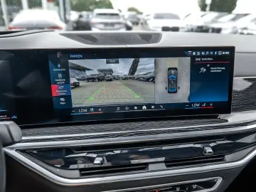 BMW X6 M60i xDrive M Sport HUD PANO ACC AHK RFK NAVI