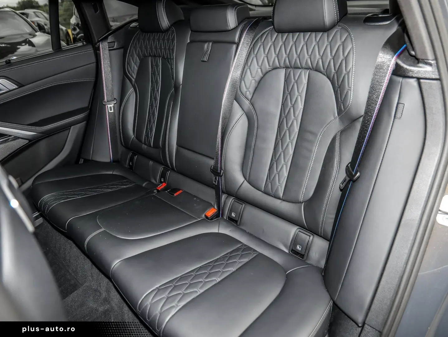 BMW X6 M60i xDrive M Sport HUD PANO ACC AHK RFK NAVI