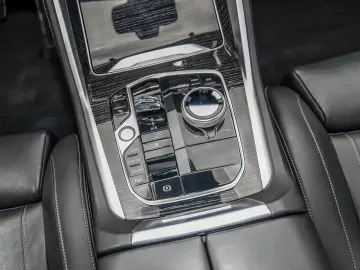 BMW X6 M60i xDrive M Sport HUD PANO ACC AHK RFK NAVI
