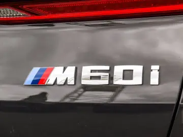 BMW X6 M60i xDrive M Sport HUD PANO ACC AHK RFK NAVI