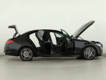 MERCEDES-BENZ C 220 d 4M AMG-Line Digital-Light Stan…