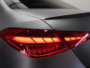 MERCEDES-BENZ C220d 4Matic 2x AMG DESIGNO HEADUP MEMO