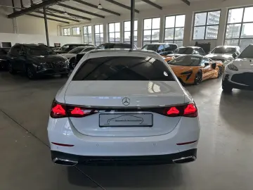 Mercedes-Benz E 220 d AMG Line Premium Plus BURMESTER 360