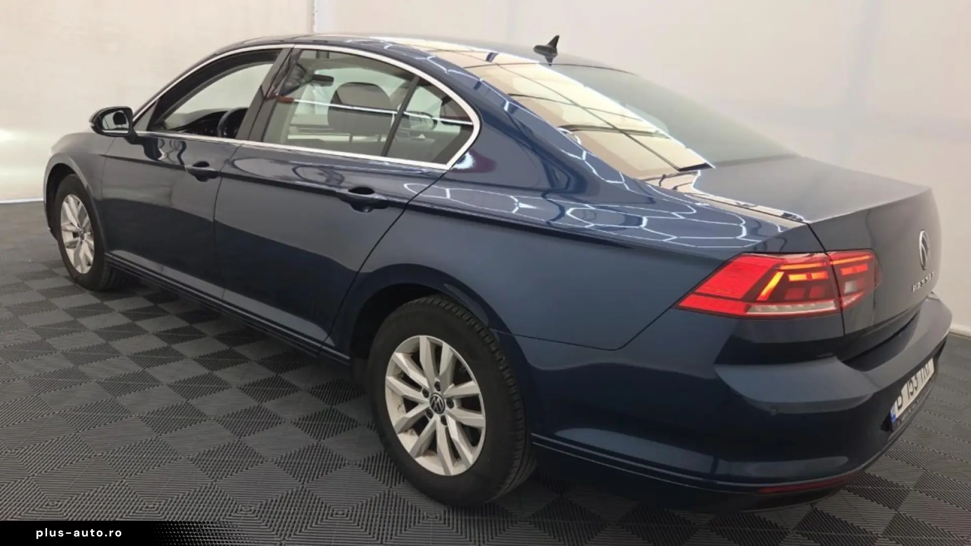 VOLKSWAGEN Passat 2022 — imagine 4