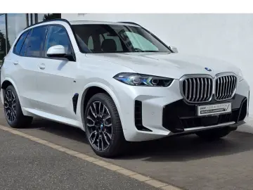 BMW X5 xDrive30d M Sport   SKY LOUNGE GARANȚIE 24 LUNI