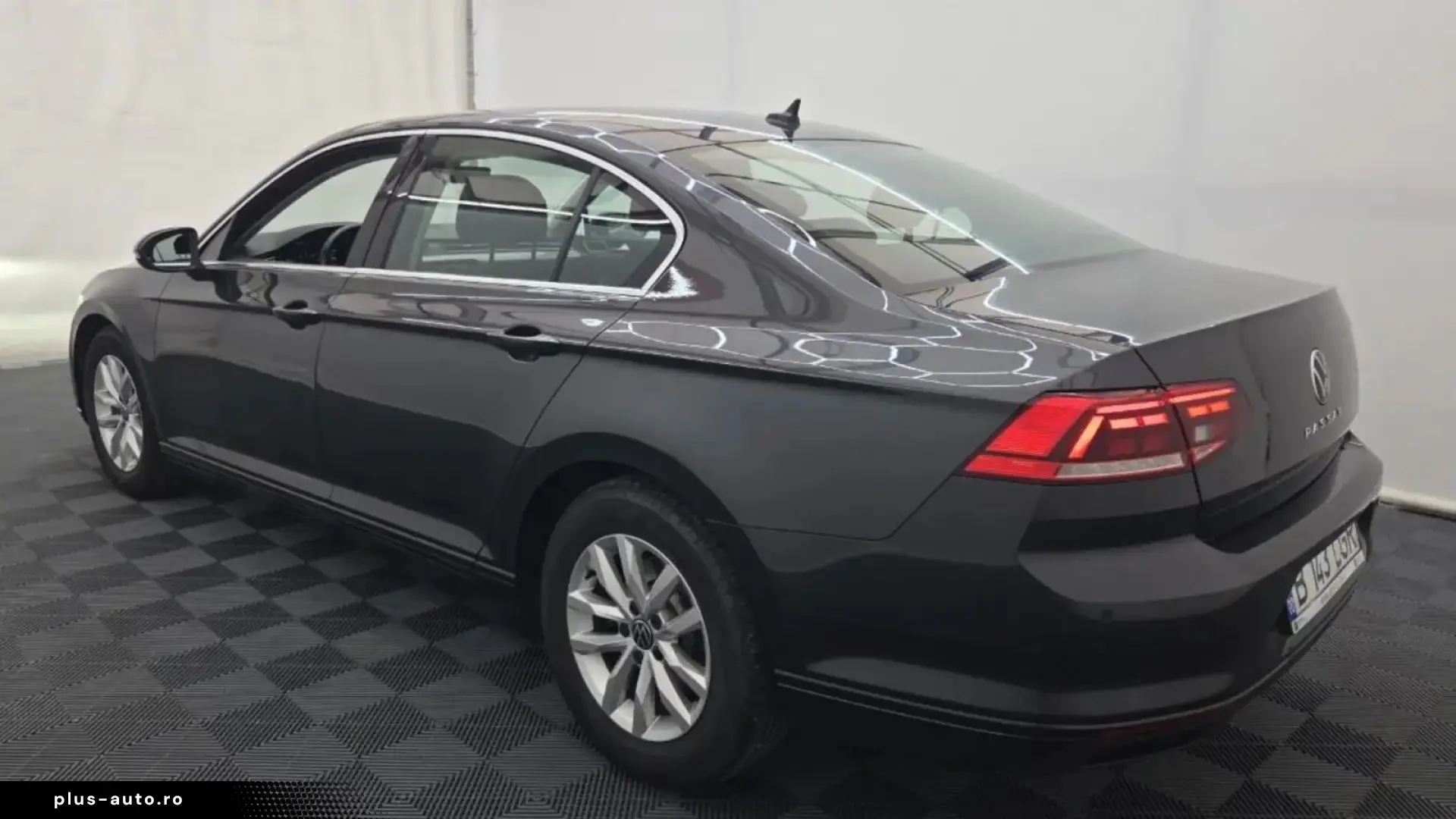 VOLKSWAGEN Passat 2022 — imagine 4