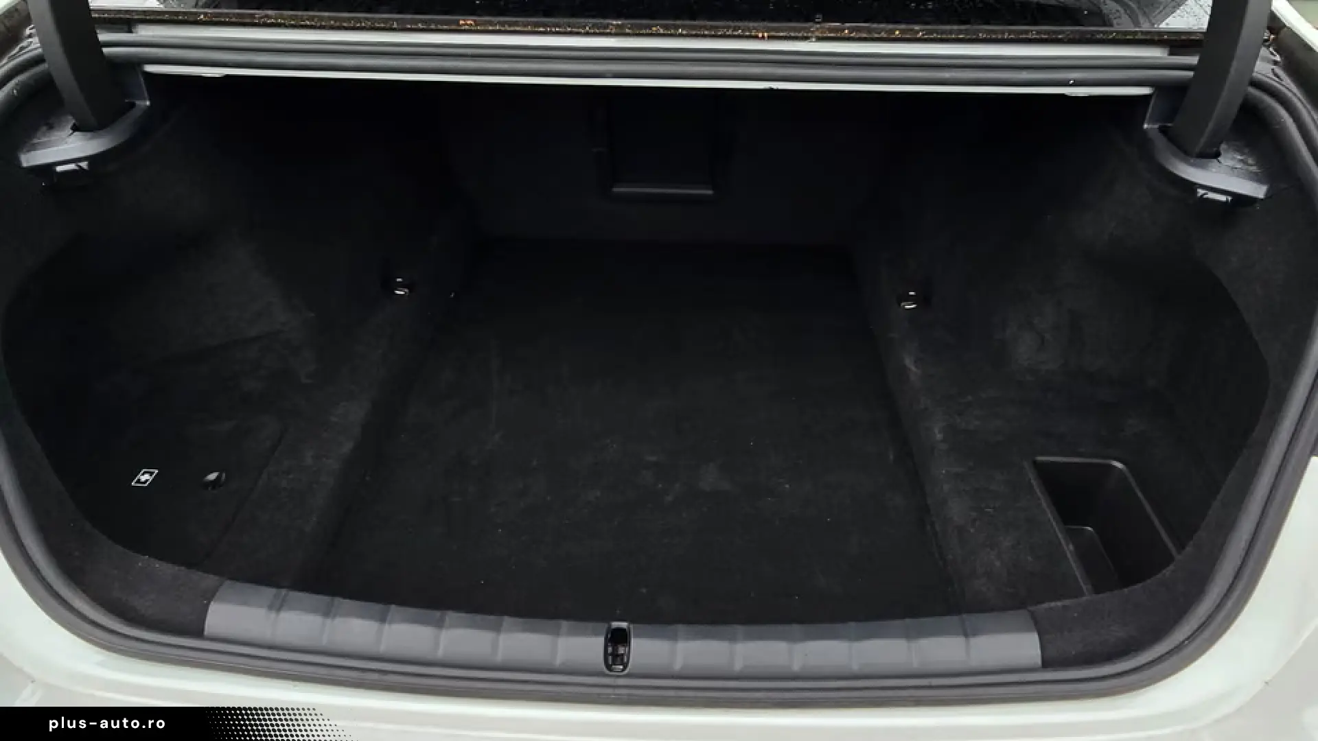 BMW 740d xDrive M Sport   Garantie BMW 24 luni
