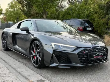 Audi R8 Coupe 5.2 FSI