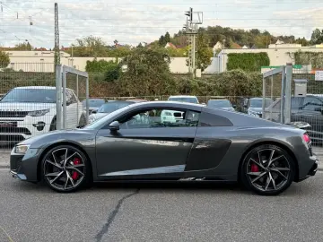 Audi R8 Coupe 5.2 FSI
