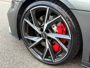 Audi R8 Coupe 5.2 FSI