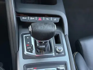 Audi R8 Coupe 5.2 FSI