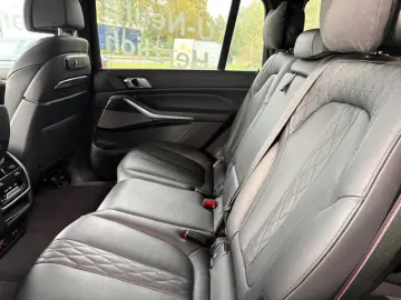 BMW X7 xDrive 40 i M Sport Voll Skylounge