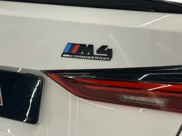 BMW M4 Competition G82   CARBON ROOF • LASERLIGHT