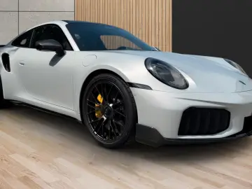 Porsche 992 911 Turbo S Coupe Lift Carbon S