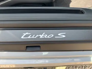 Porsche 992 911 Turbo S Coupe Lift Carbon S