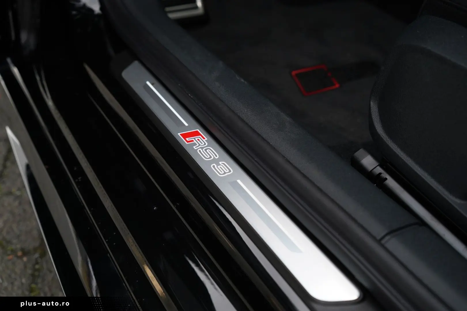 AUDI RS3 SPORTBACK_CERAMIC_CARBON_360_HUD