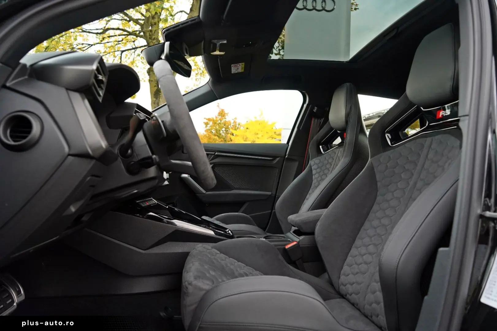 AUDI RS3 SPORTBACK_CERAMIC_CARBON_360_HUD