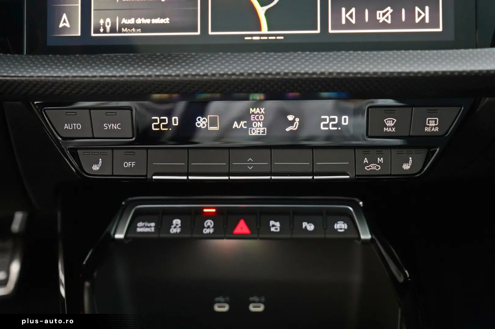 AUDI RS3 SPORTBACK_CERAMIC_CARBON_360_HUD