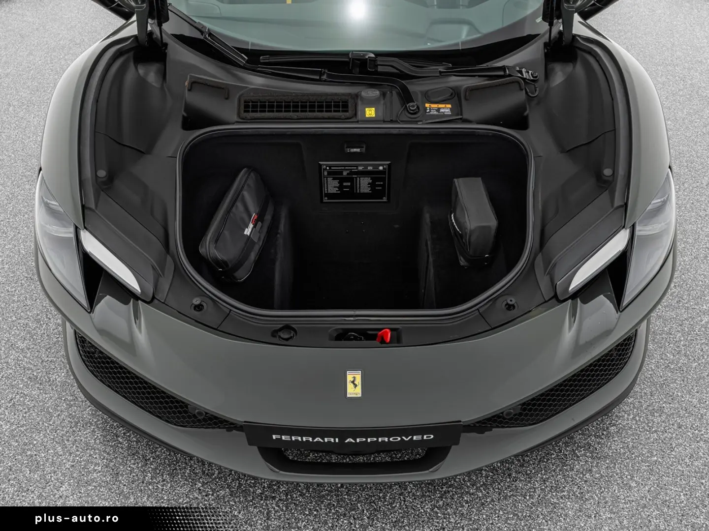 FERRARI 296 GTS