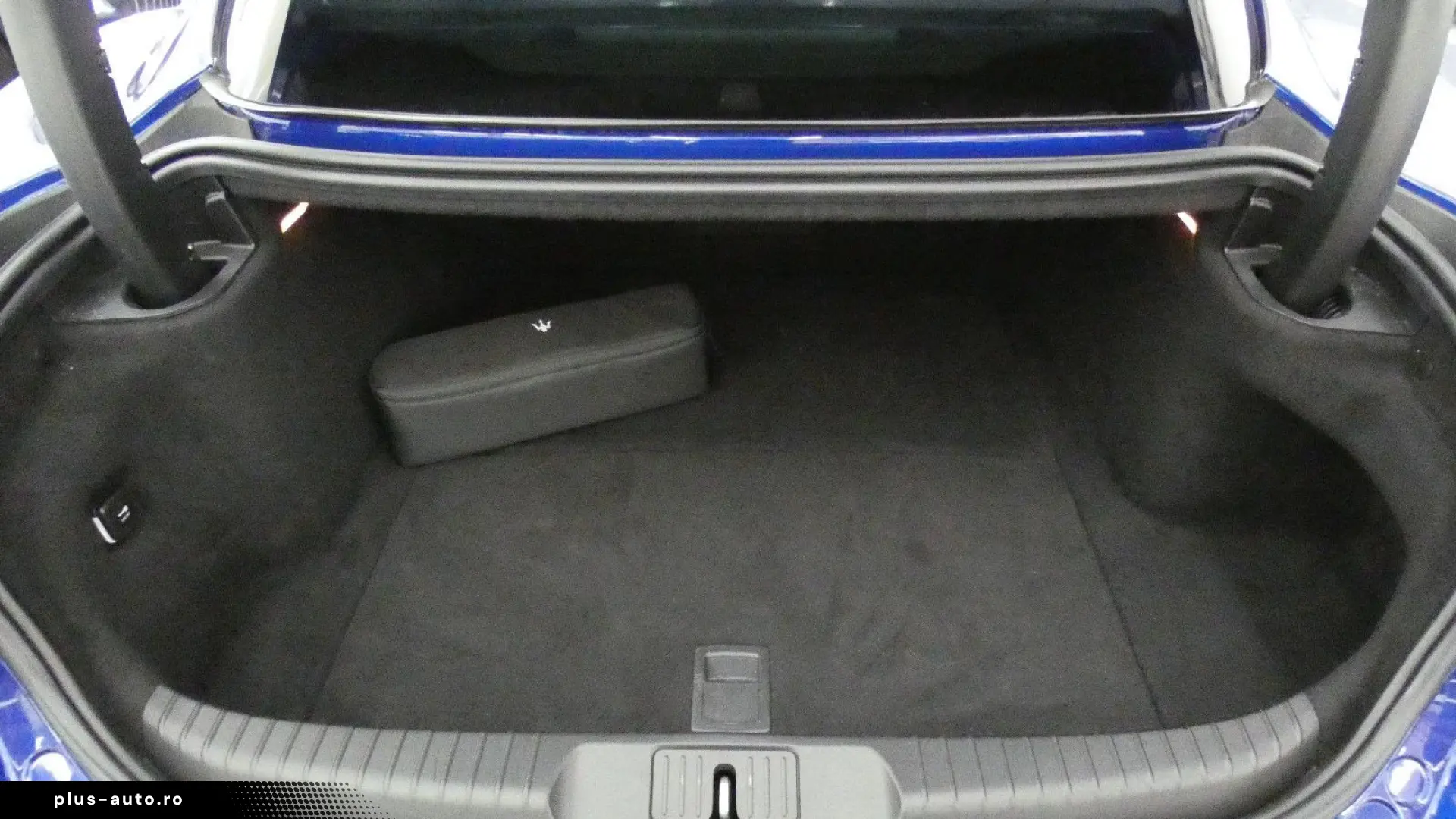 Maserati GranTurismo Trofeo   AWD • CARBON • SONUS FABER