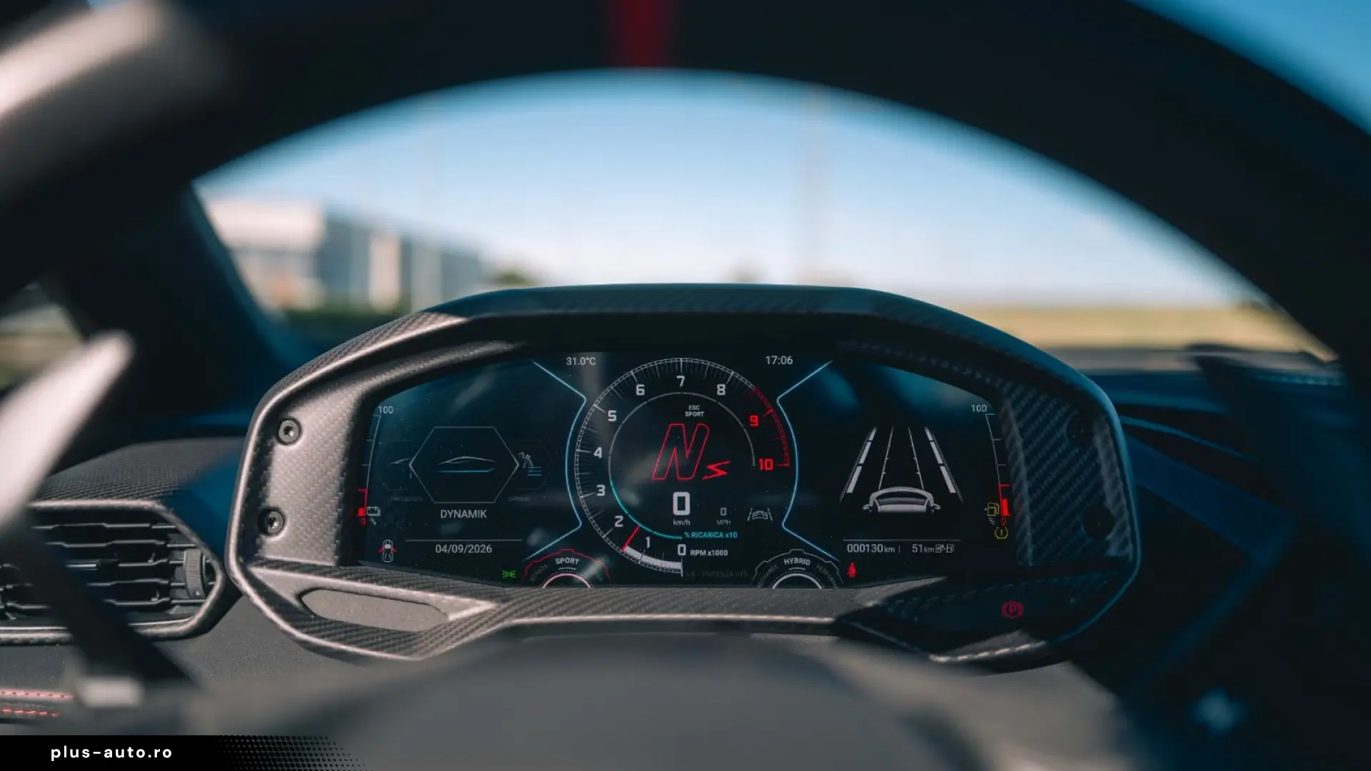 Lamborghini Revuelto - Carbon  Grigio Vulcano  Passenger