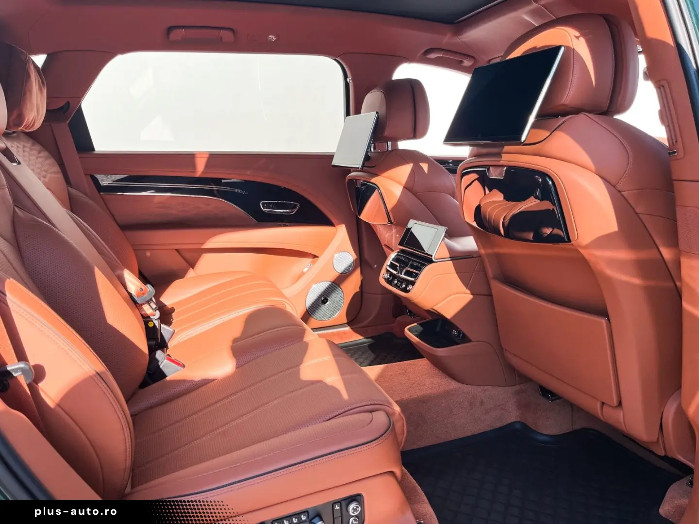BENTLEY Bentayga First Edition EWB Azure Panorama
