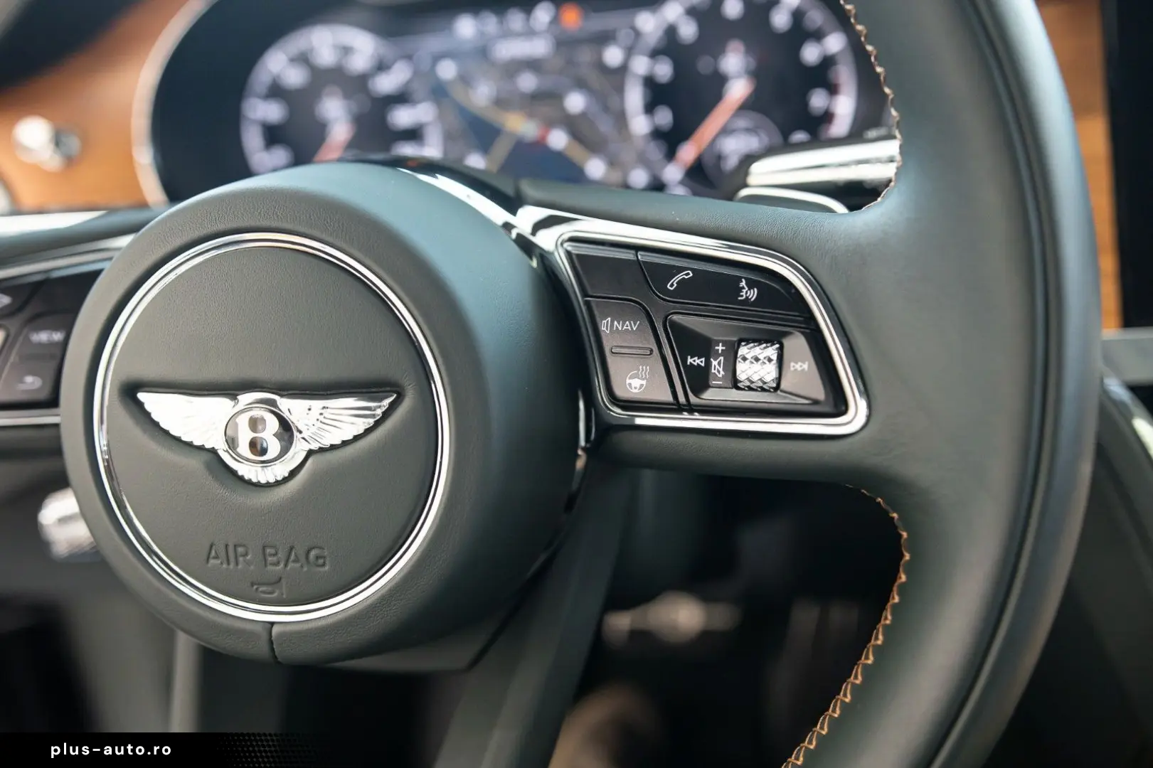 BENTLEY Continental GT V8 Azure - Naim  Blackline
