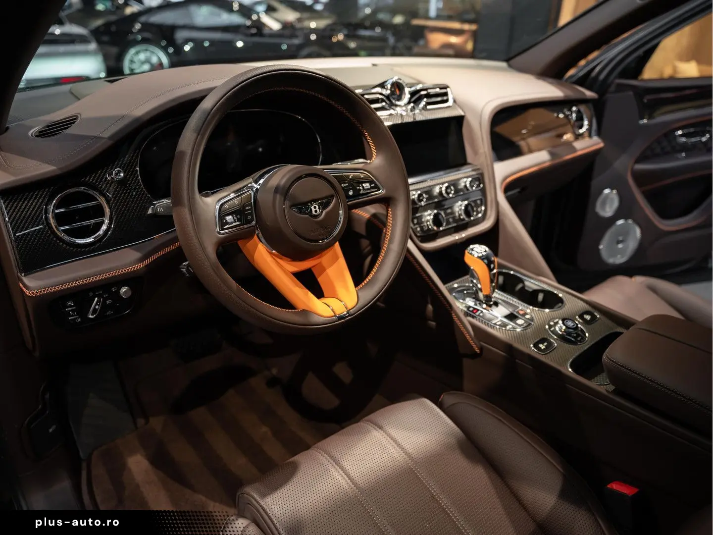 BENTLEY Bentayga V8 S Touring Package Mandarin NAIM 4.0