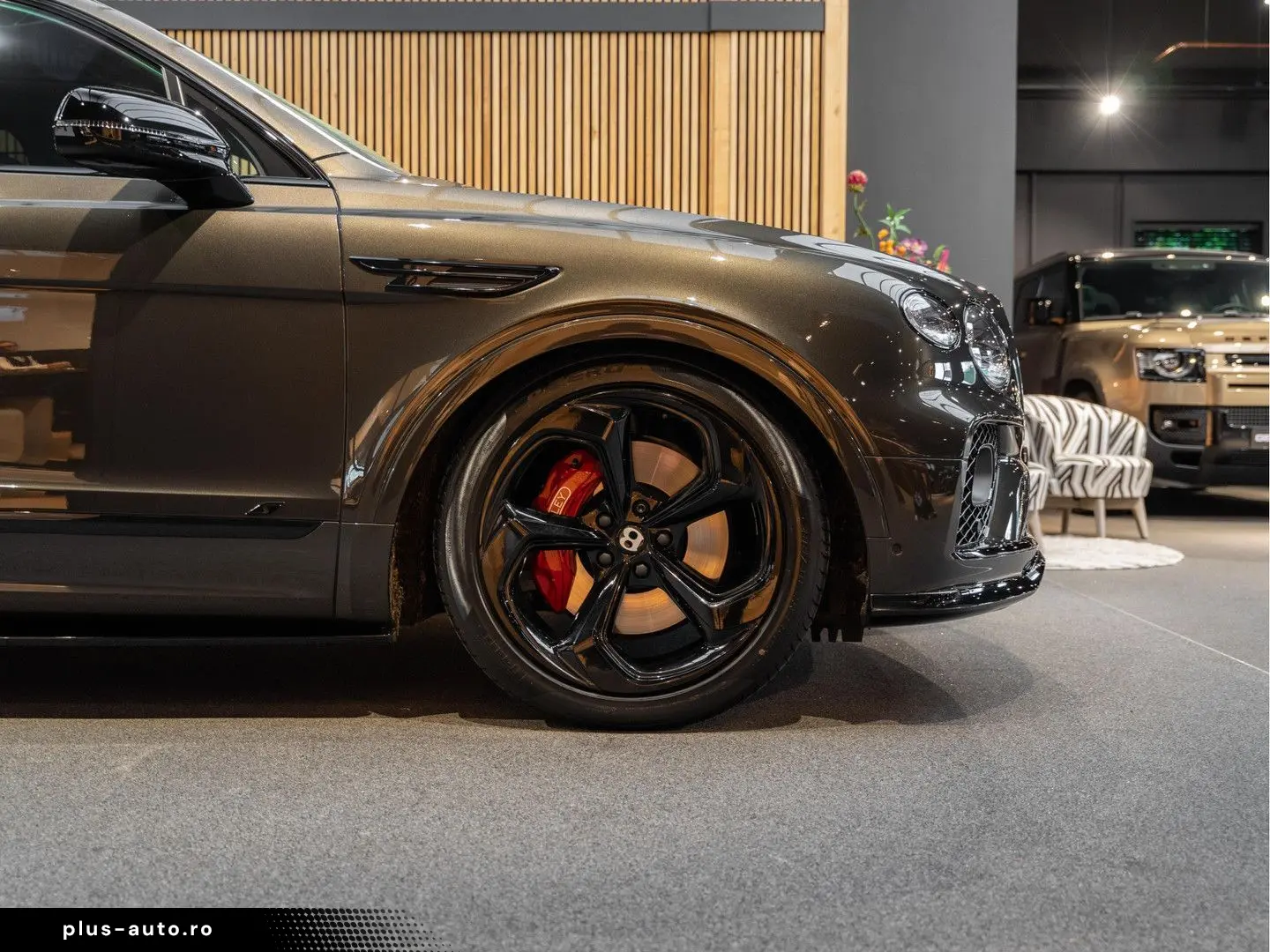BENTLEY Bentayga V8 S Touring Package Mandarin NAIM 4.0