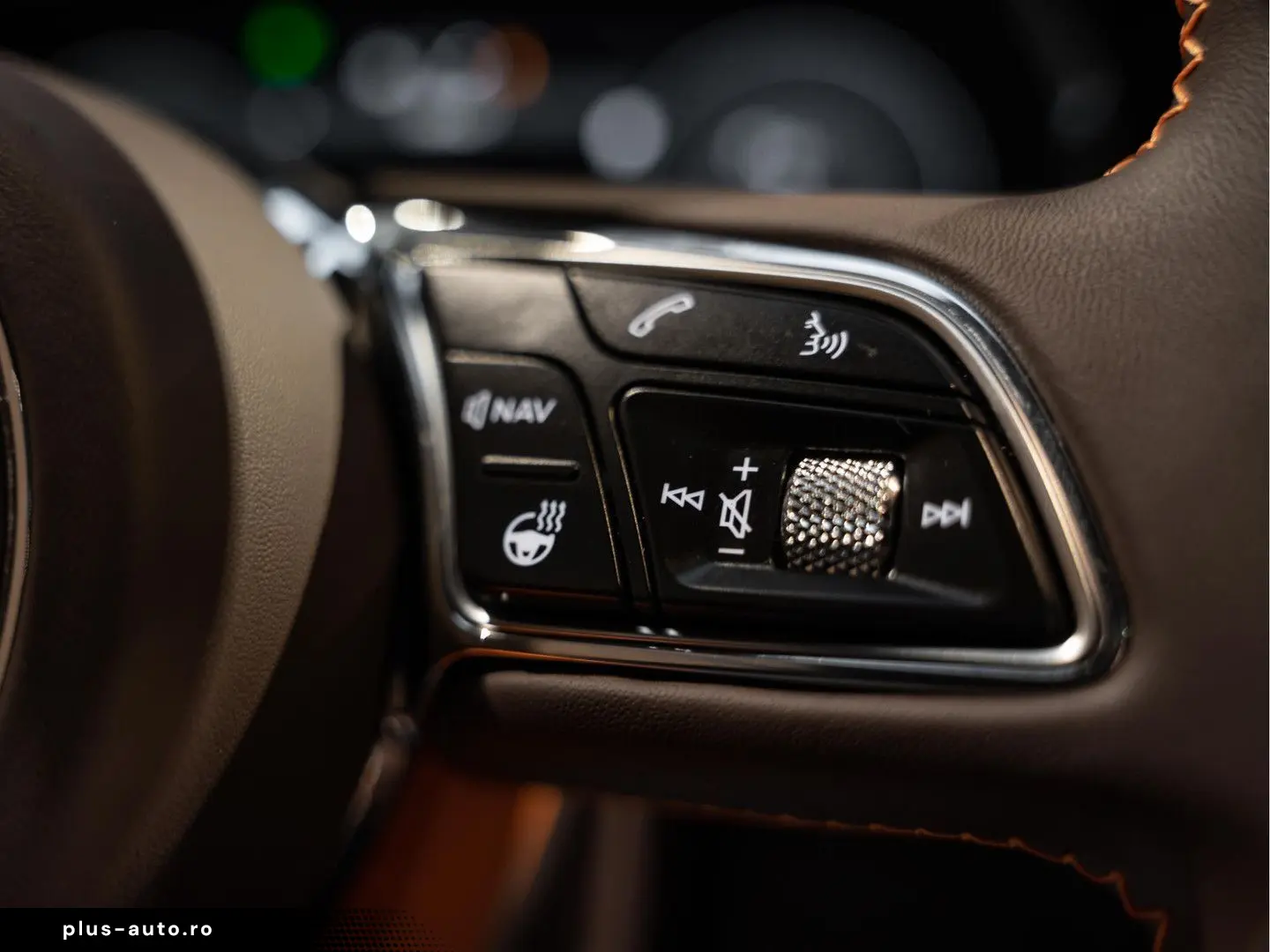 BENTLEY Bentayga V8 S Touring Package Mandarin NAIM 4.0