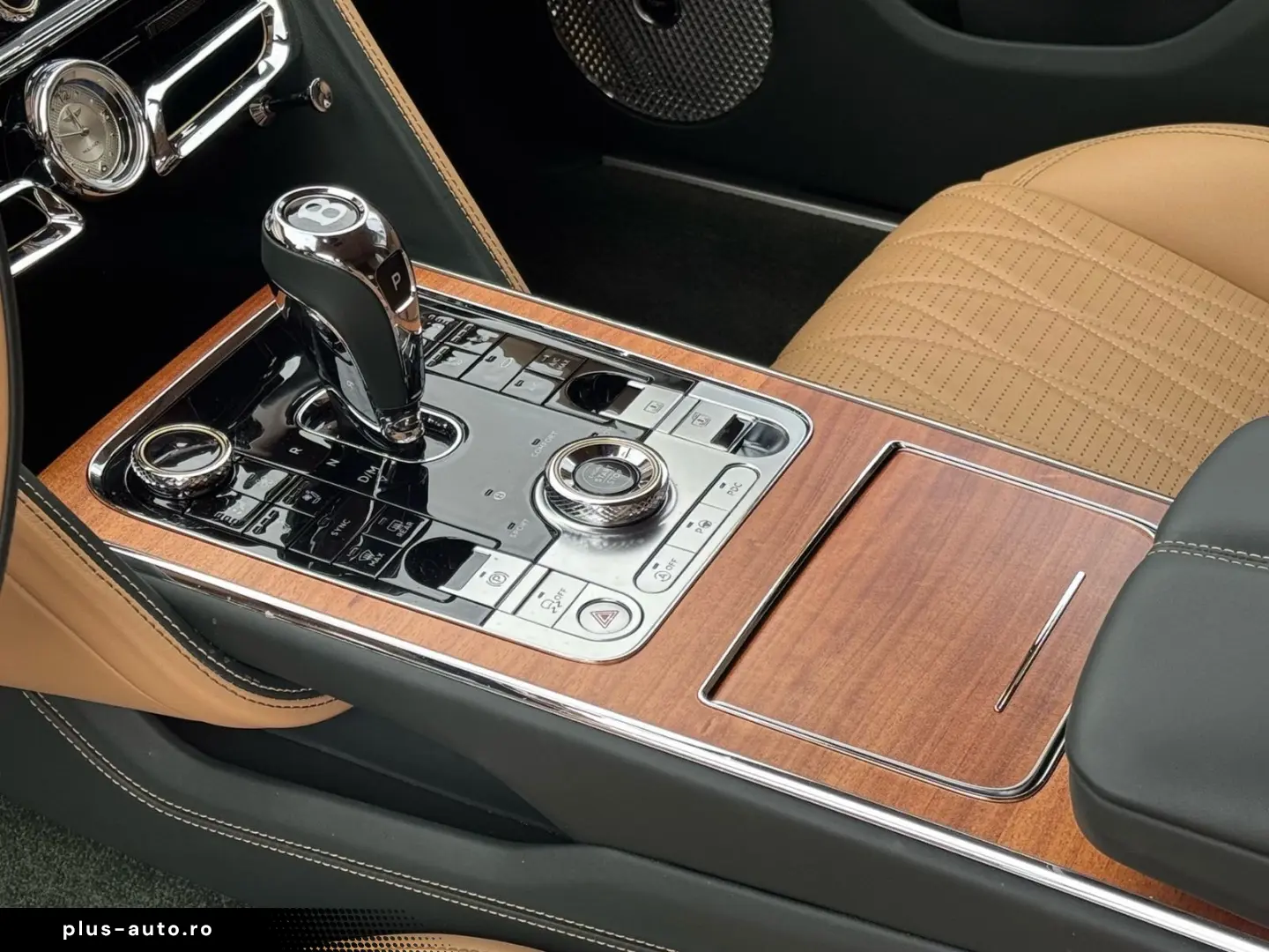 BENTLEY Flying Spur Mulliner W12  NAIM RSE Standhzg