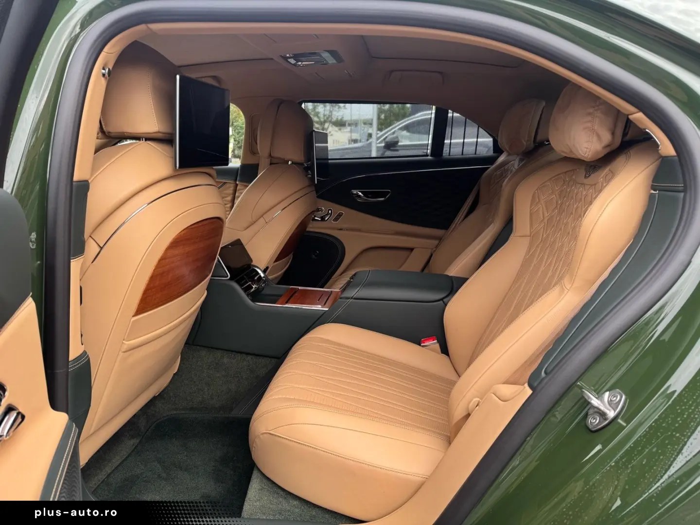 BENTLEY Flying Spur Mulliner W12  NAIM RSE Standhzg